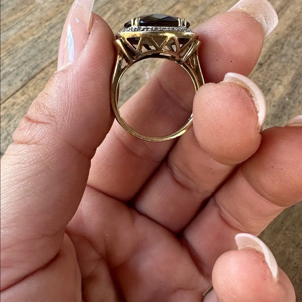 10k Gold Smoky Quartz and diamonds Oval Ring